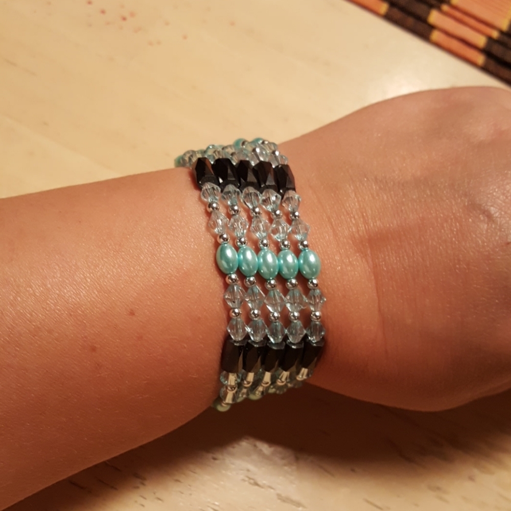Magnetic jewelry
